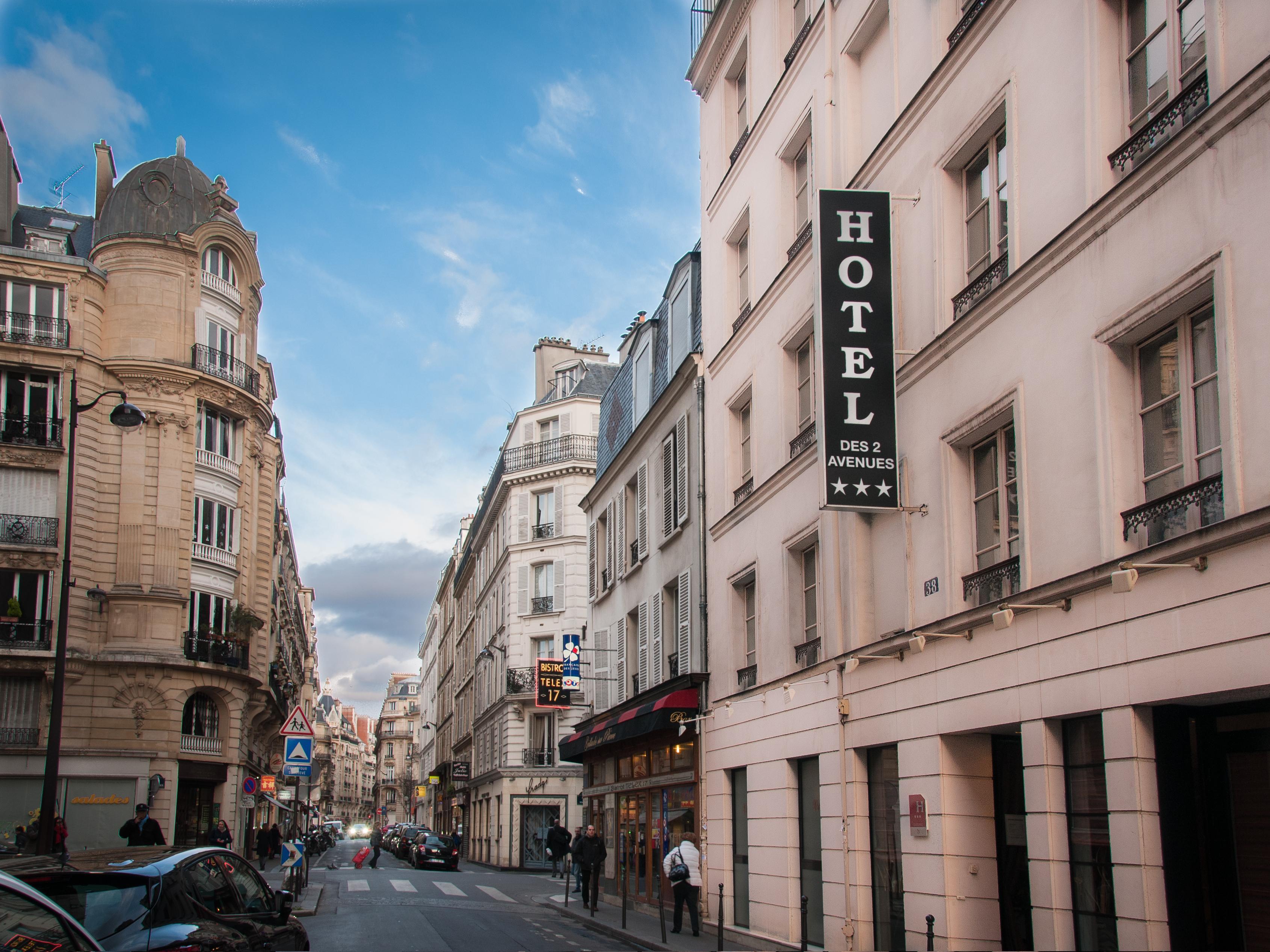 Hotel Des Deux Avenues Paris Exterior photo