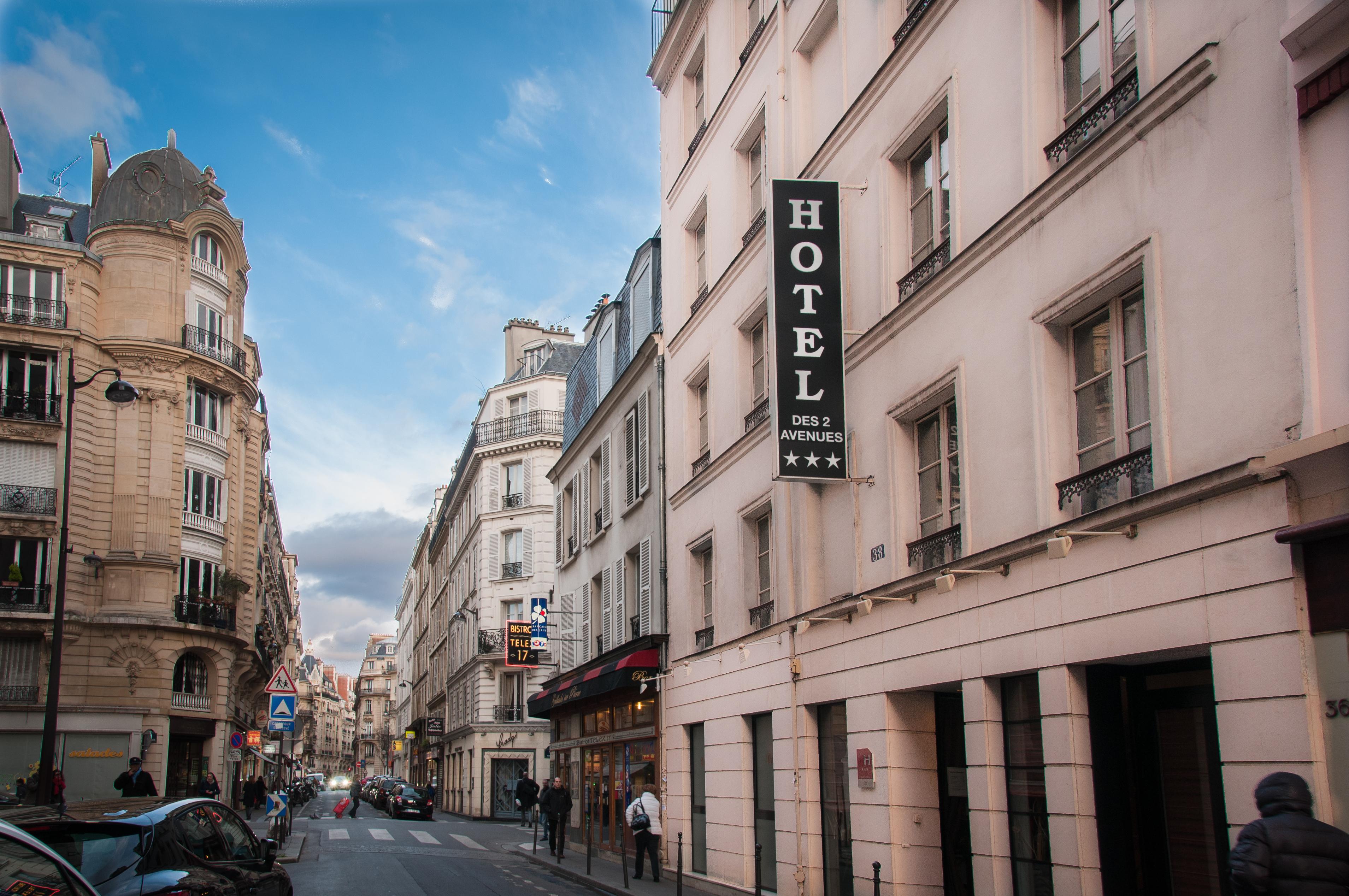 Hotel Des Deux Avenues Paris Exterior photo